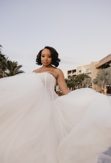 2025 New Simple A Line Strapless Tulle Long Wedding Dress HZ1023